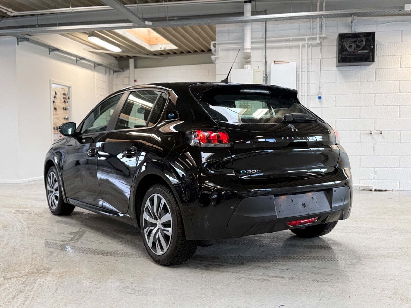 Peugeot e-208 50 Active