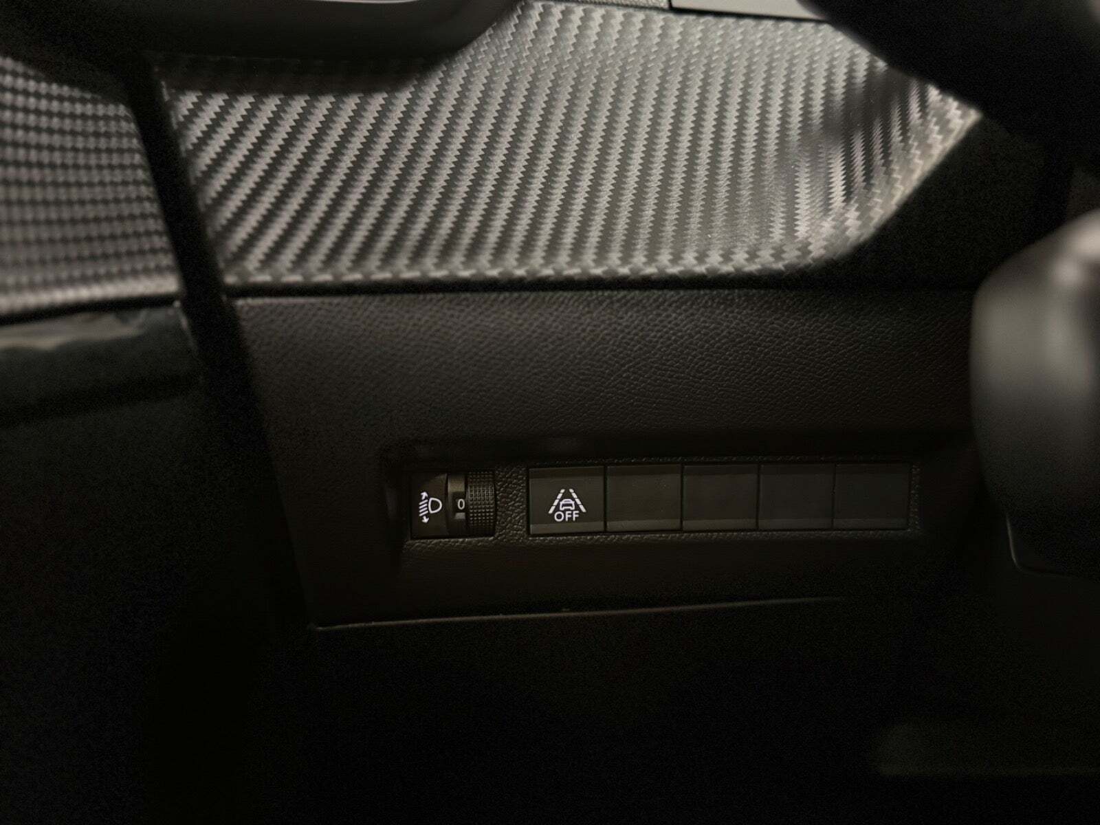 Sort Peugeot e-208 fra 2021