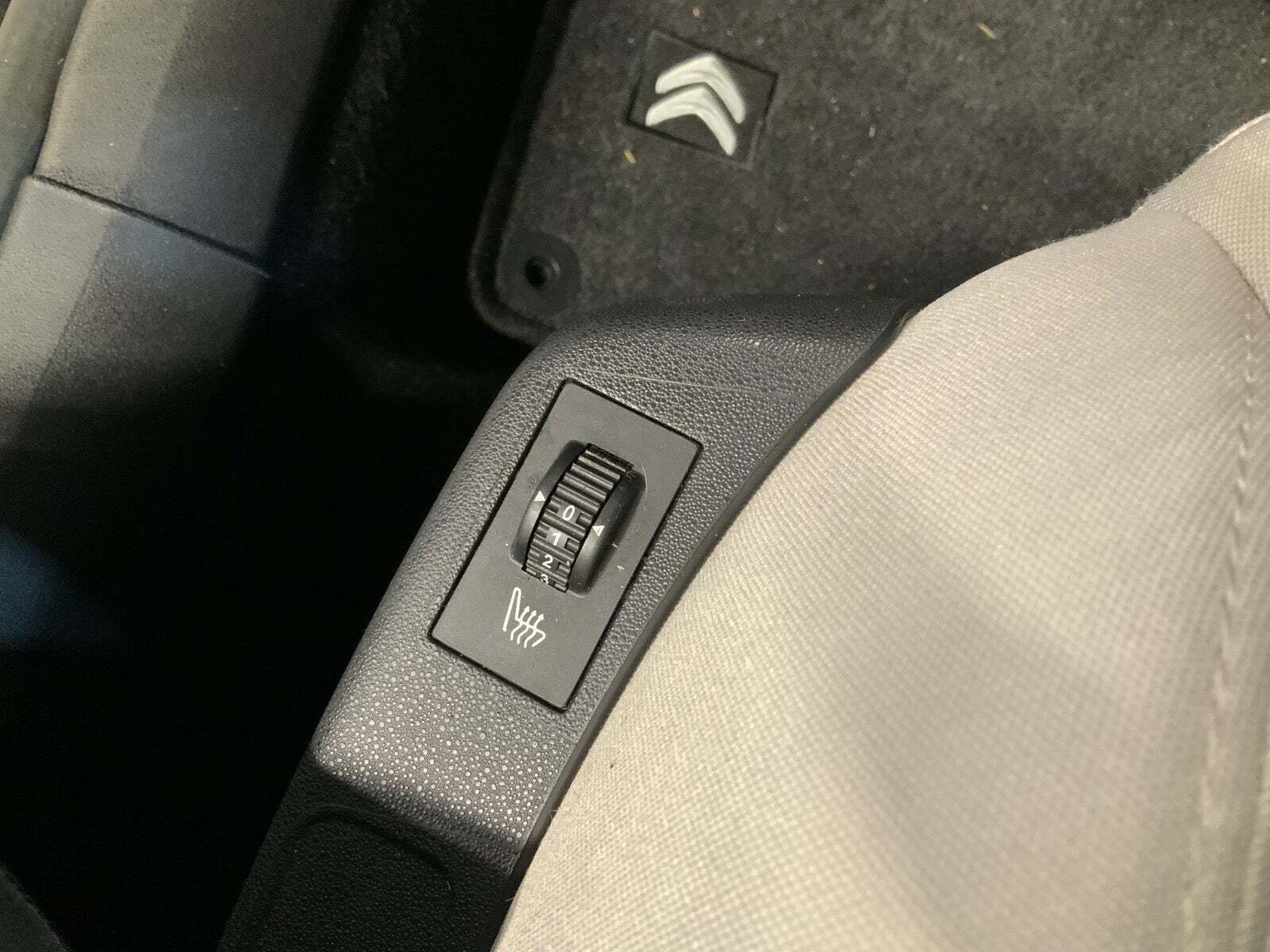 Sort Citroën C4 fra 2014