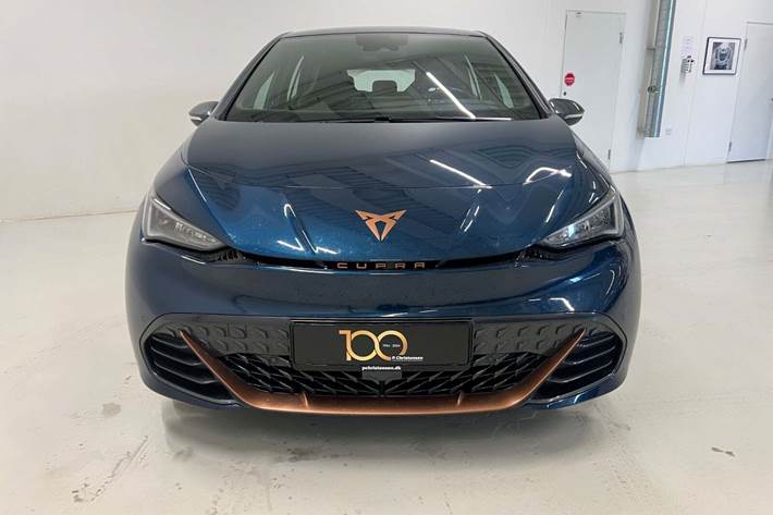 Blå Cupra Born fra 2022