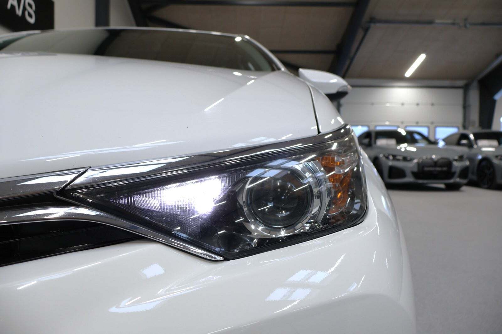 Toyota Auris 1,8 Hybrid H2 Comfort CVT