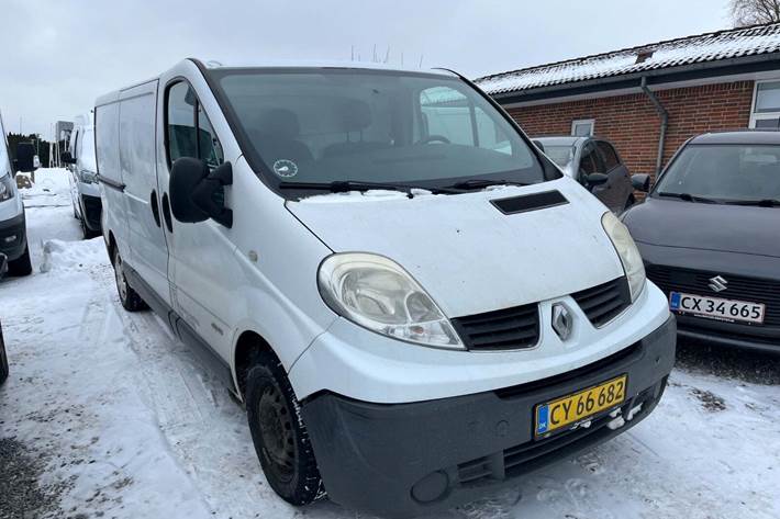 Hvid Renault Trafic T29 fra 2008
