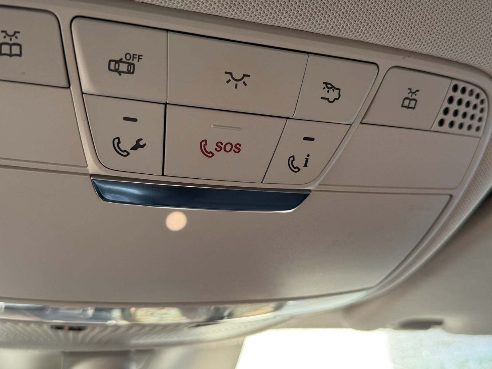 Grå Mercedes C220 d fra 2017