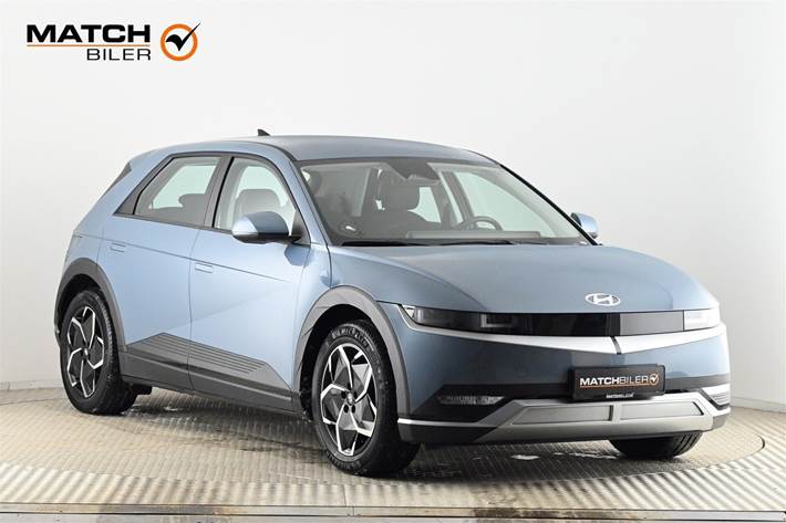 Blå Hyundai Ioniq 5 fra 2023 set udefra