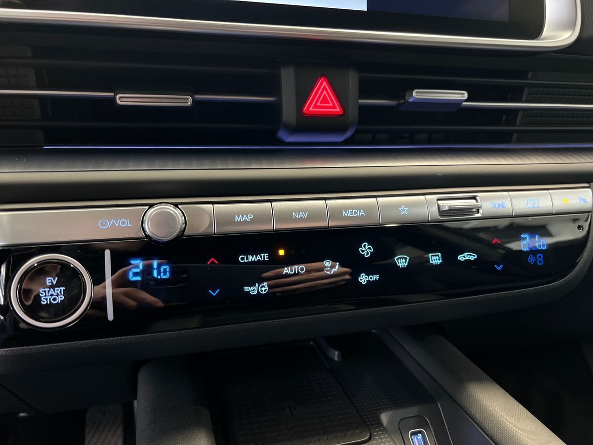 Hvid Hyundai Ioniq 6 fra 2025