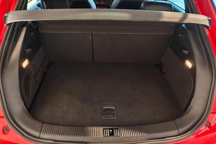 Rød Audi A1 fra 2013