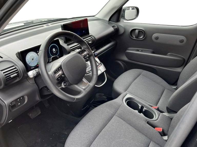 Hyundai Inster 49 Essential