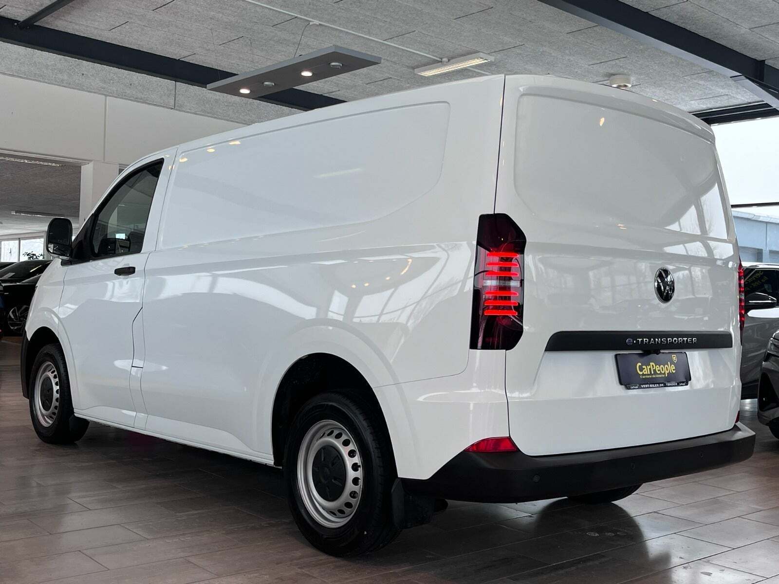 VW e-Transporter 64 Comfort Kassevogn SWB