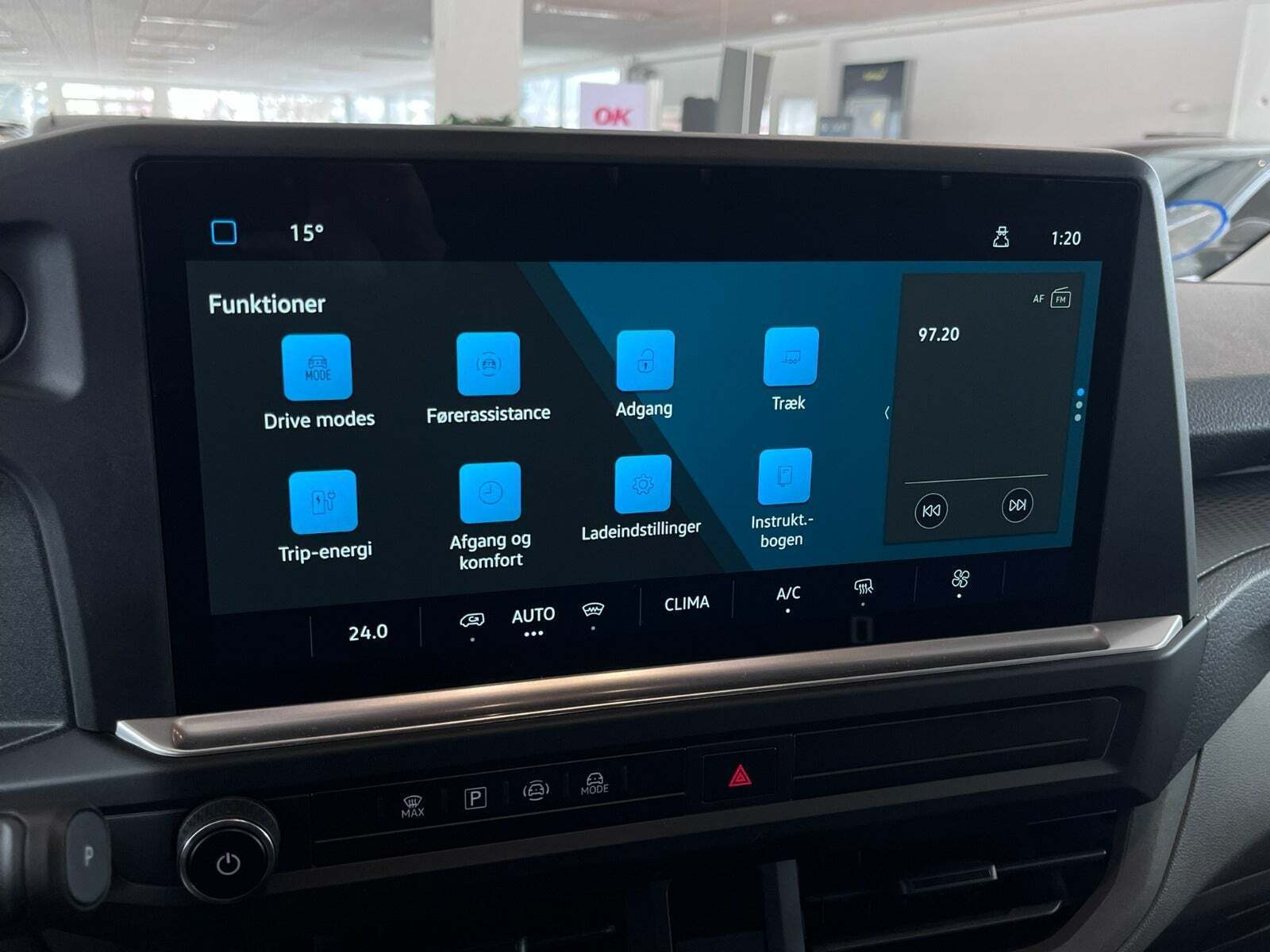 VW e-Transporter 64 Comfort Kassevogn SWB