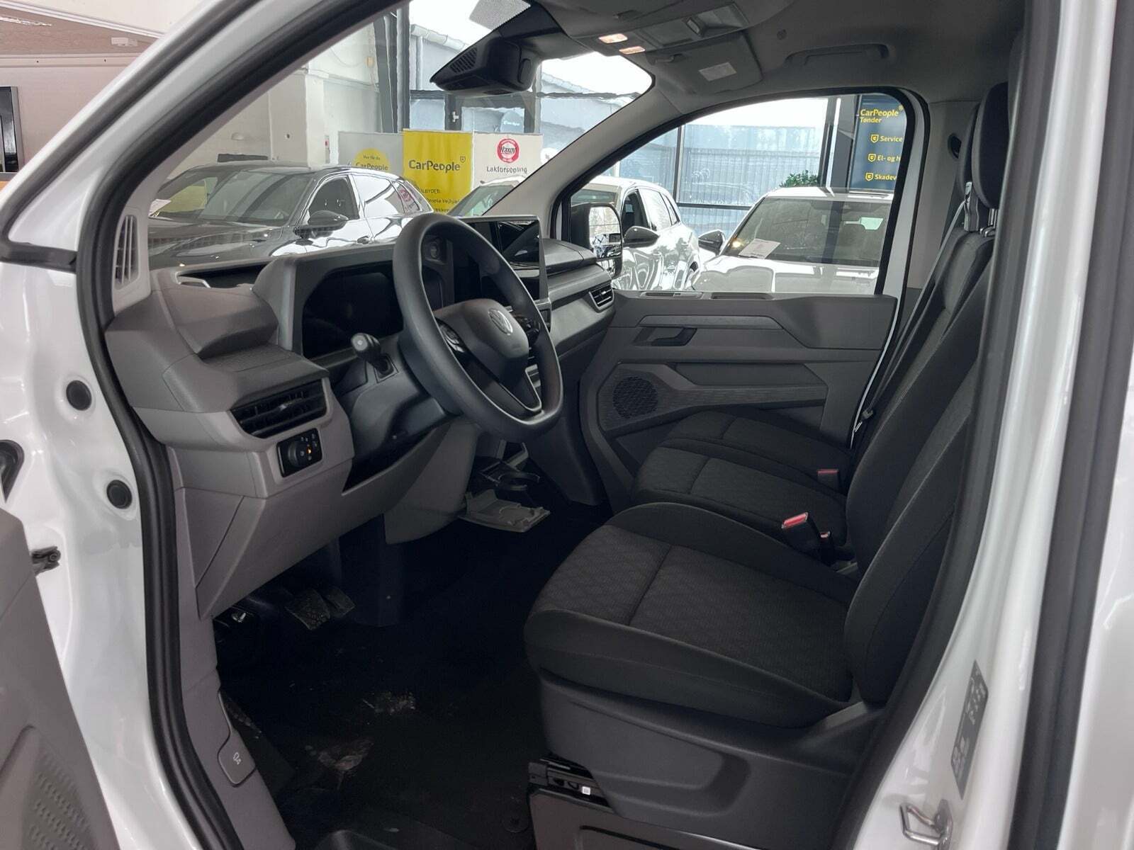 Hvid VW e-Transporter fra 2025