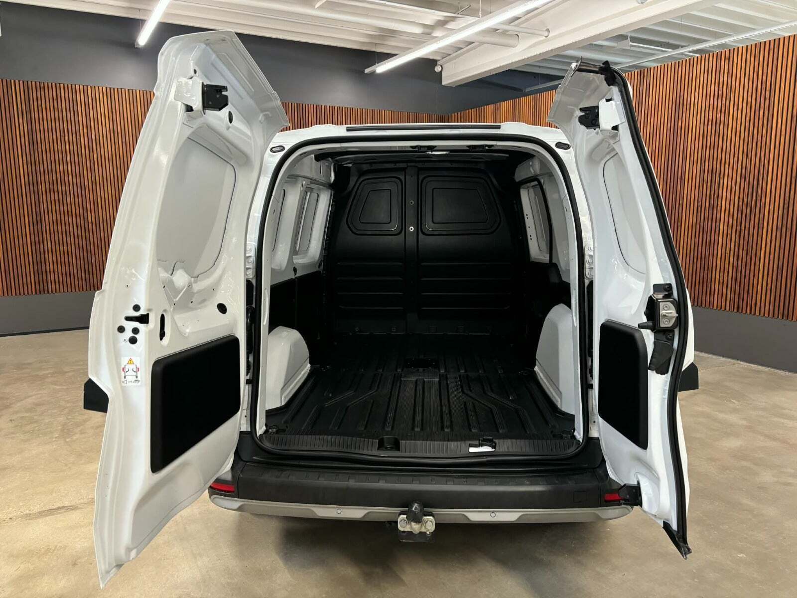 Nissan Townstar 45 N-Connecta L2H1