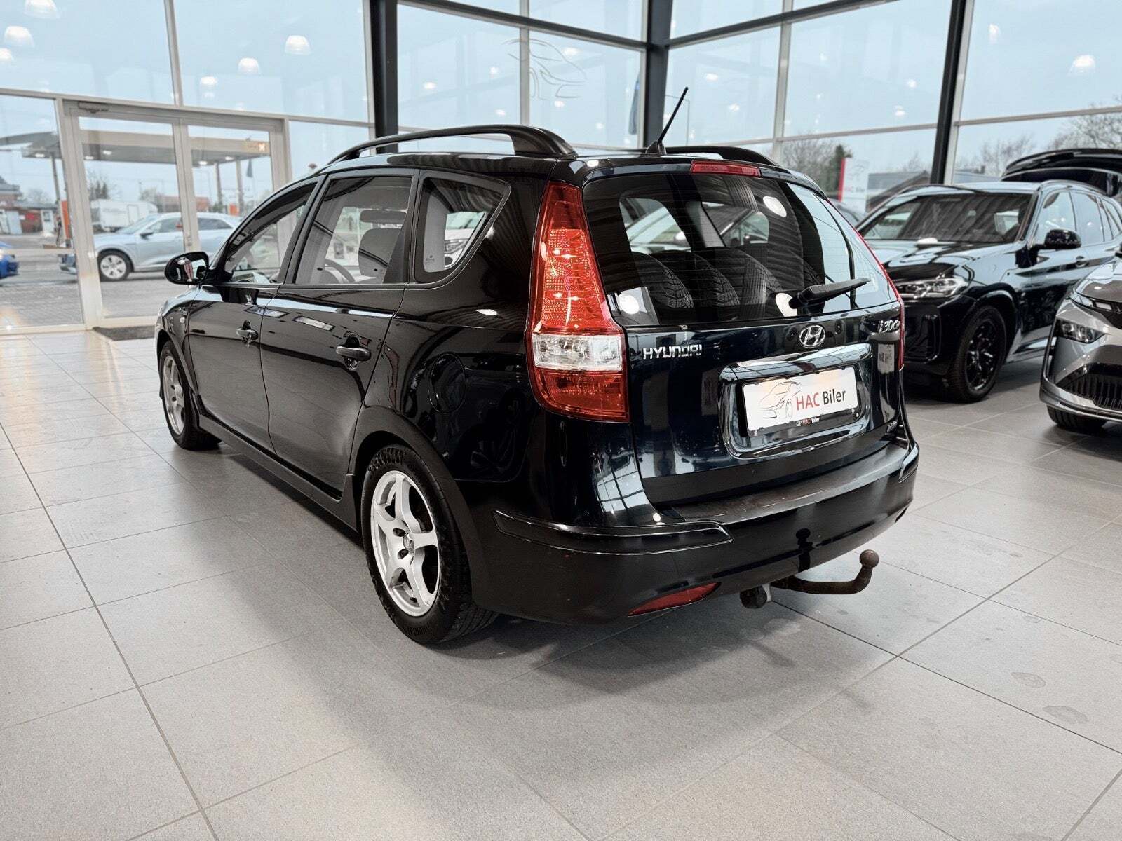 Gul Hyundai i30 fra 2011