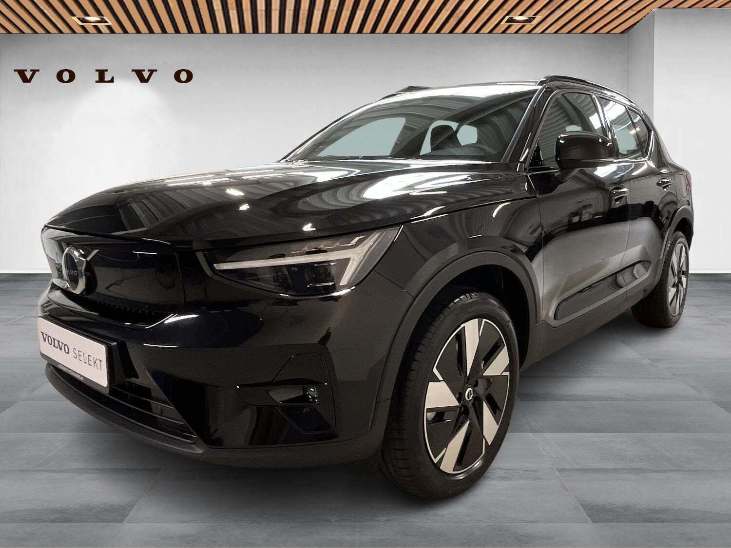 Volvo EX40 Extended Range Plus