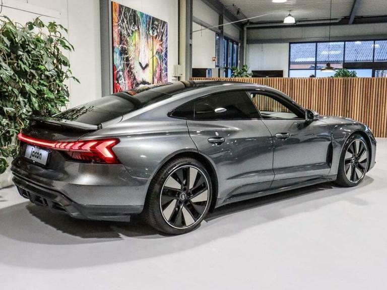 Audi e-tron GT quattro