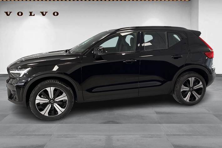 Sort Volvo EX40 fra 2024