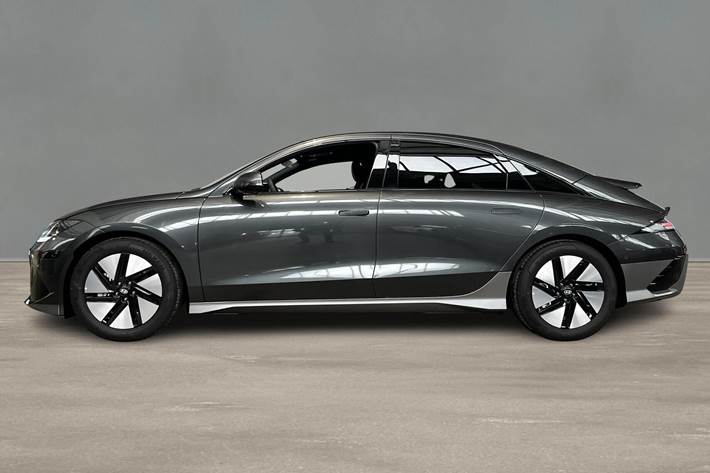 Grå Hyundai Ioniq 6 fra 2025
