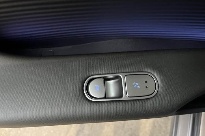 Grå Hyundai Ioniq 6 fra 2025