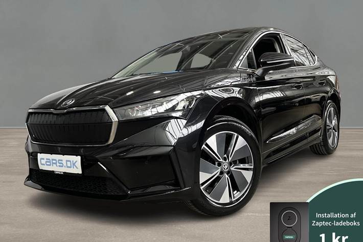Sort Skoda Enyaq fra 2023 set udefra