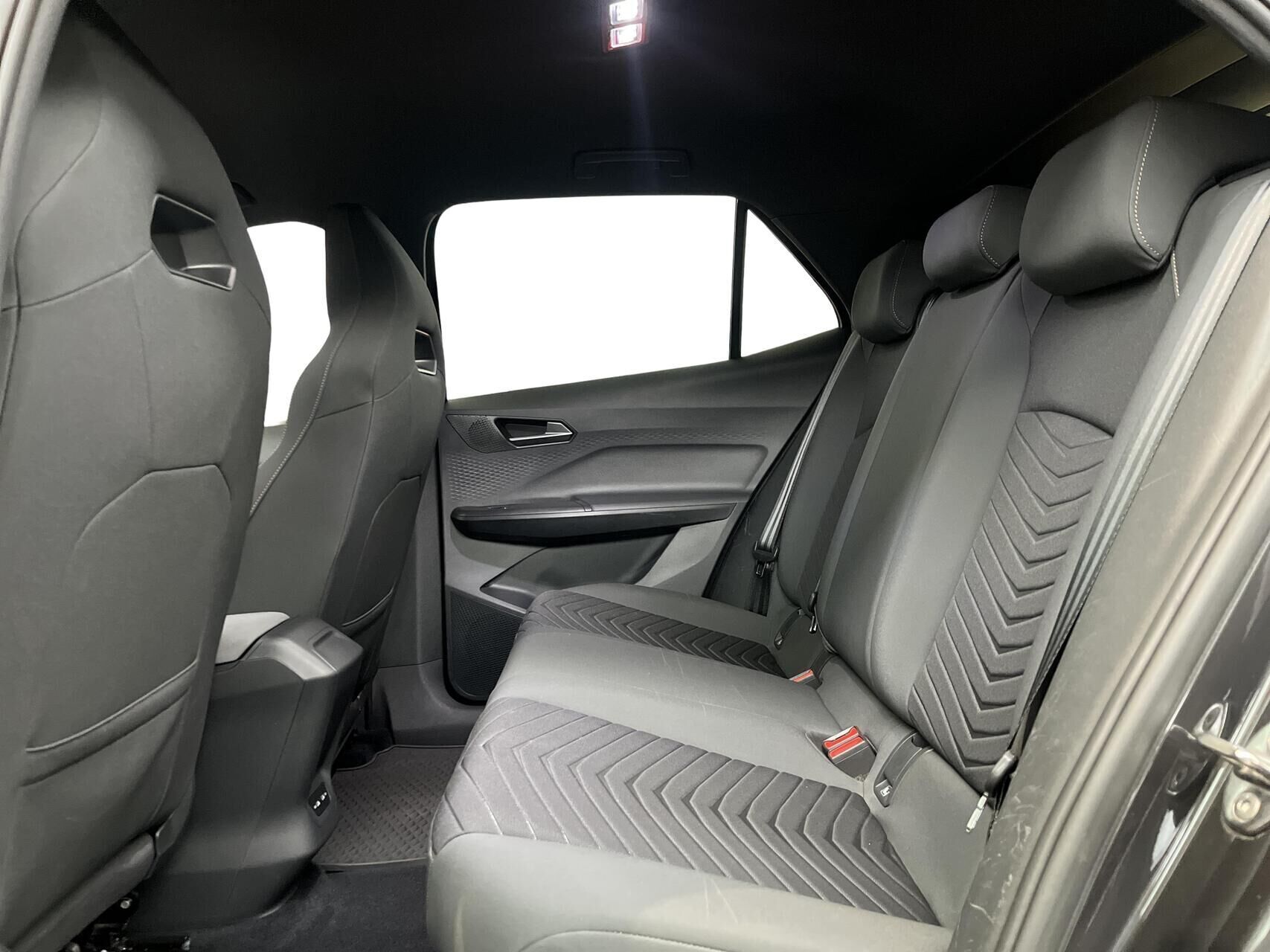 Grå Cupra Born fra 2023