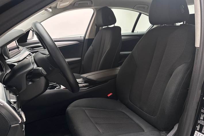 Sort BMW 520d fra 2020