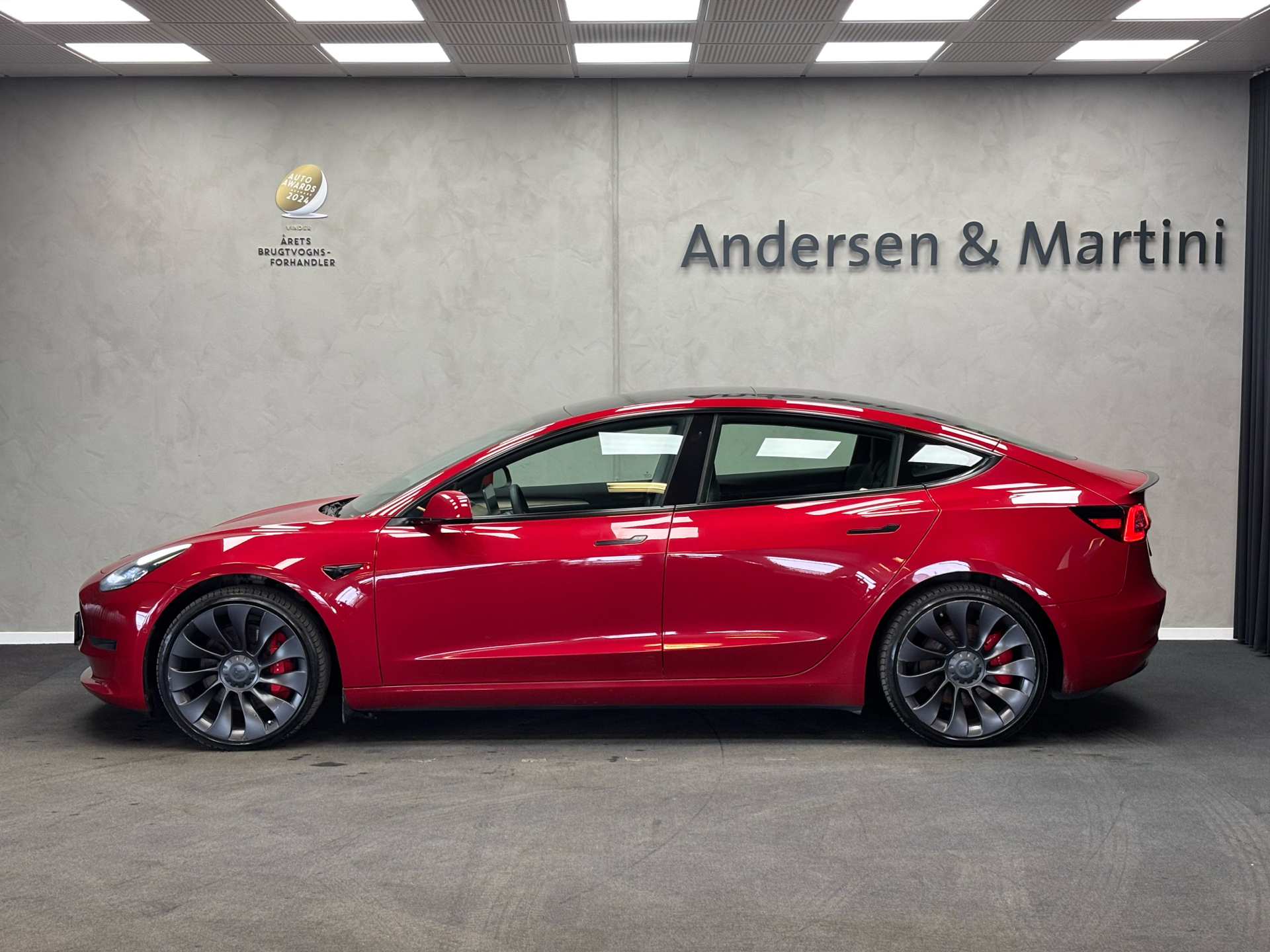 Tesla Model 3 EL Performance AWD 534HK Aut.