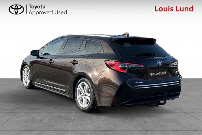 Brun Toyota Corolla fra 2019