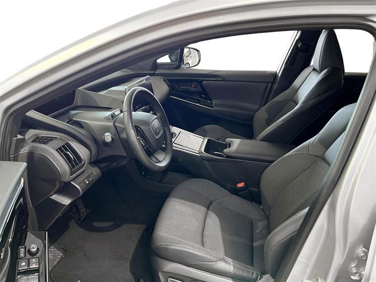 Toyota BZ4X EL Active Business 204HK 5d Aut.