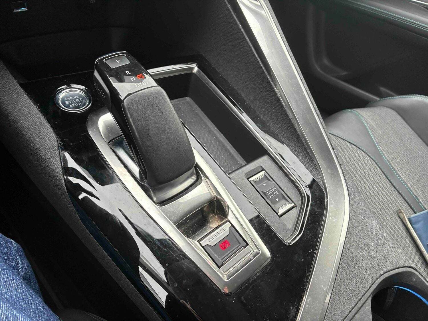 undefined Peugeot 3008 fra 2021