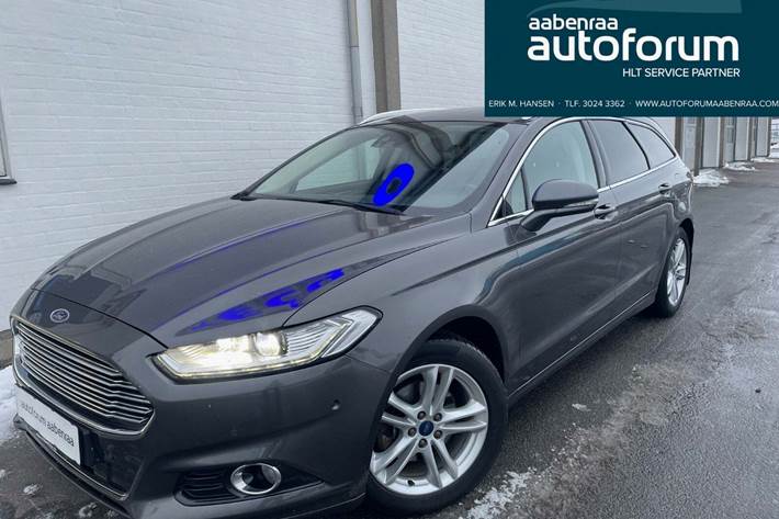 Grå Ford Mondeo fra 2015