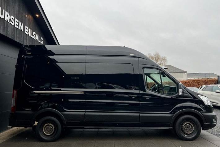 Sort Ford Transit Custom 300L fra 2021