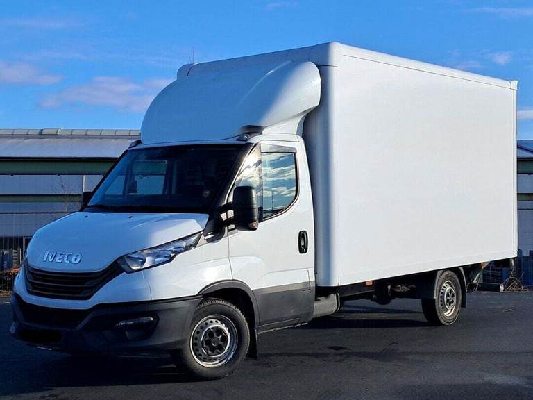 Iveco Daily 2,3 35S16 4100mm Box m/lift AG8