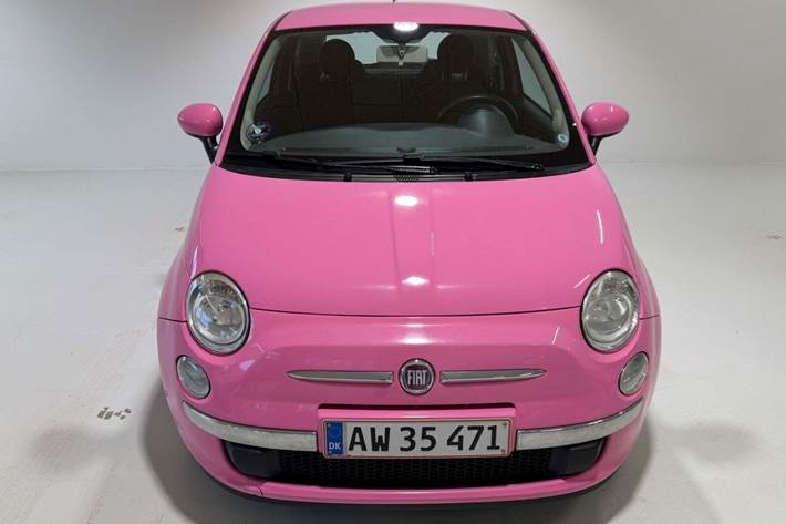 Pink Fiat 500 fra 2010