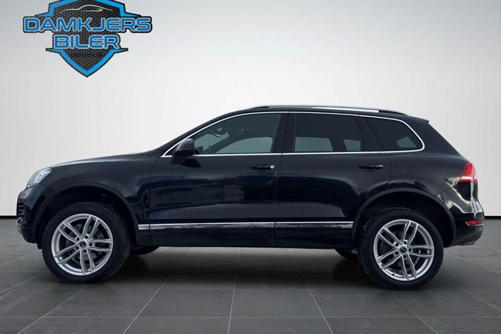 Sort VW Touareg fra 2014