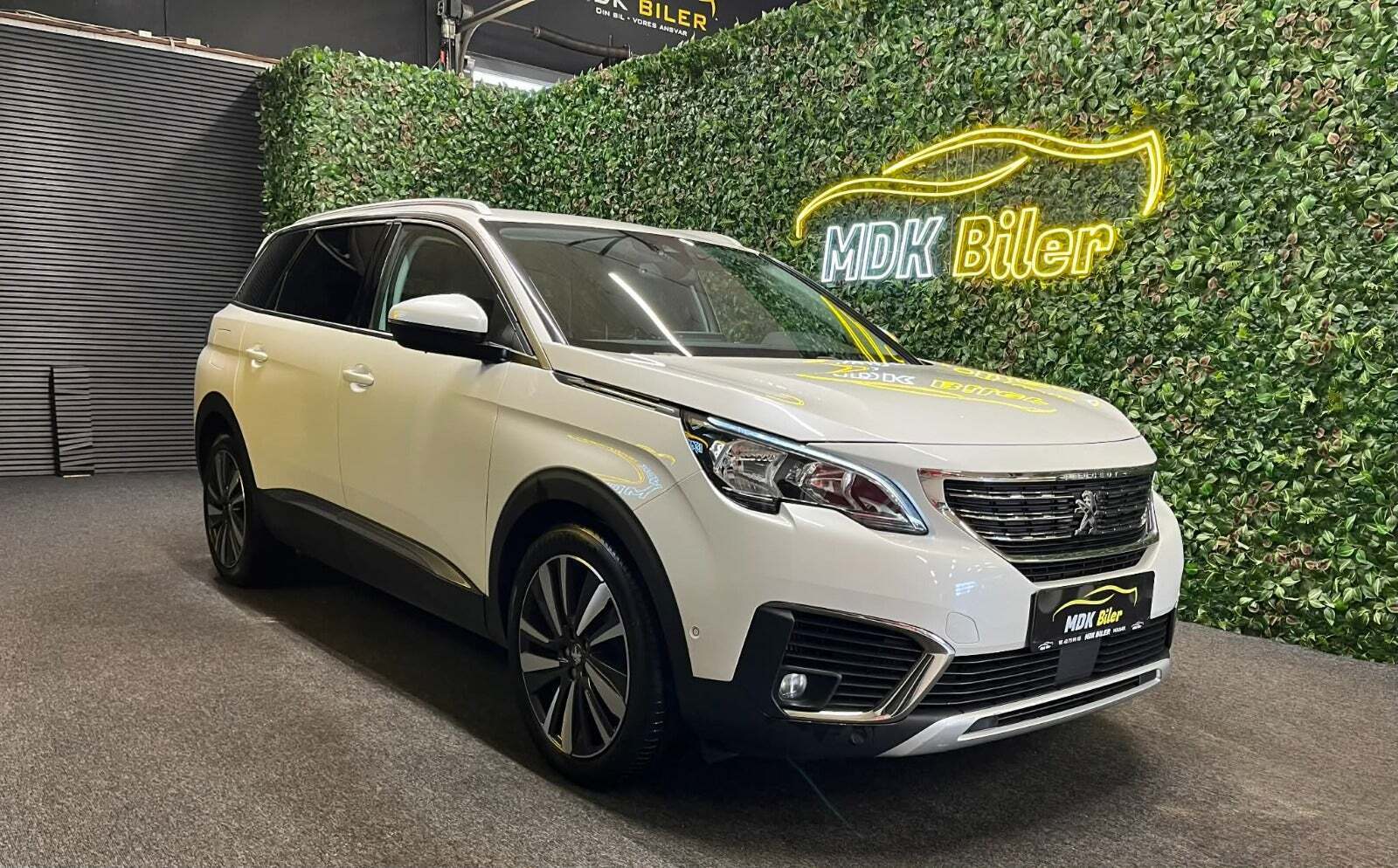 Peugeot 5008 1,2 PureTech 130 Allure 7prs