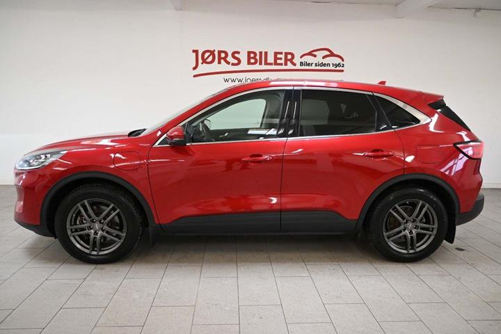 Rød Ford Kuga fra 2020