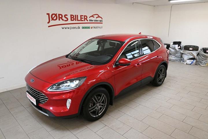 Rød Ford Kuga fra 2020
