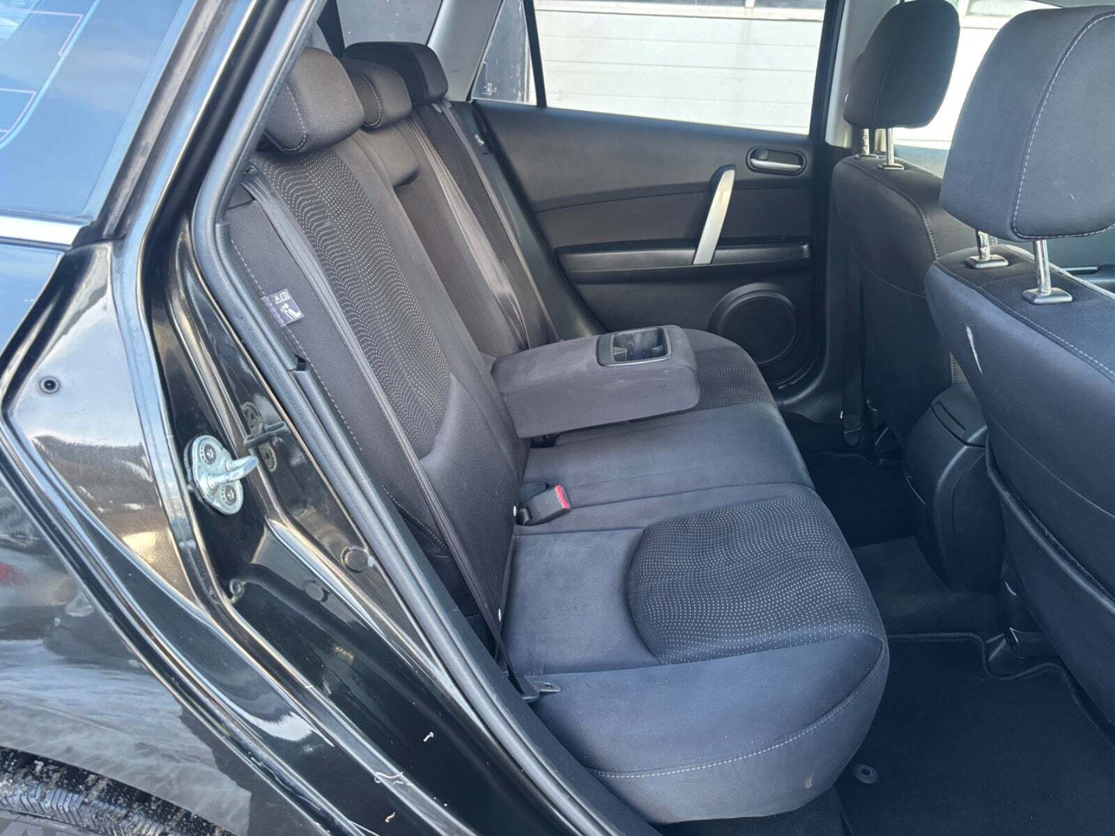 Sort Mazda 6 fra 2009