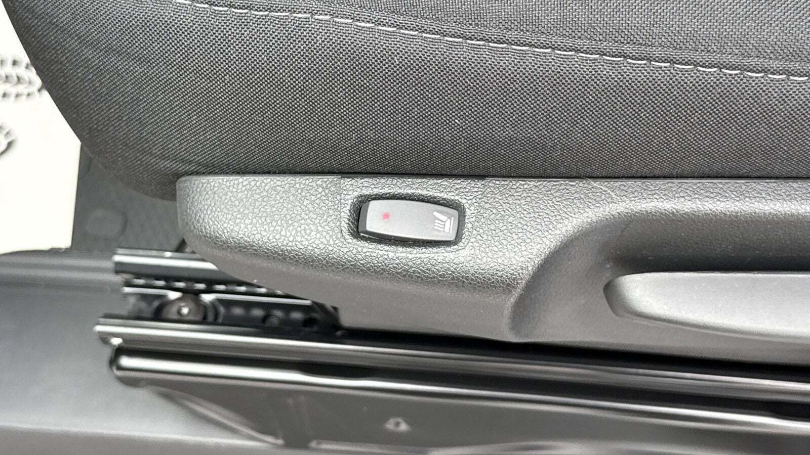 Hvid Renault Trafic fra 2025