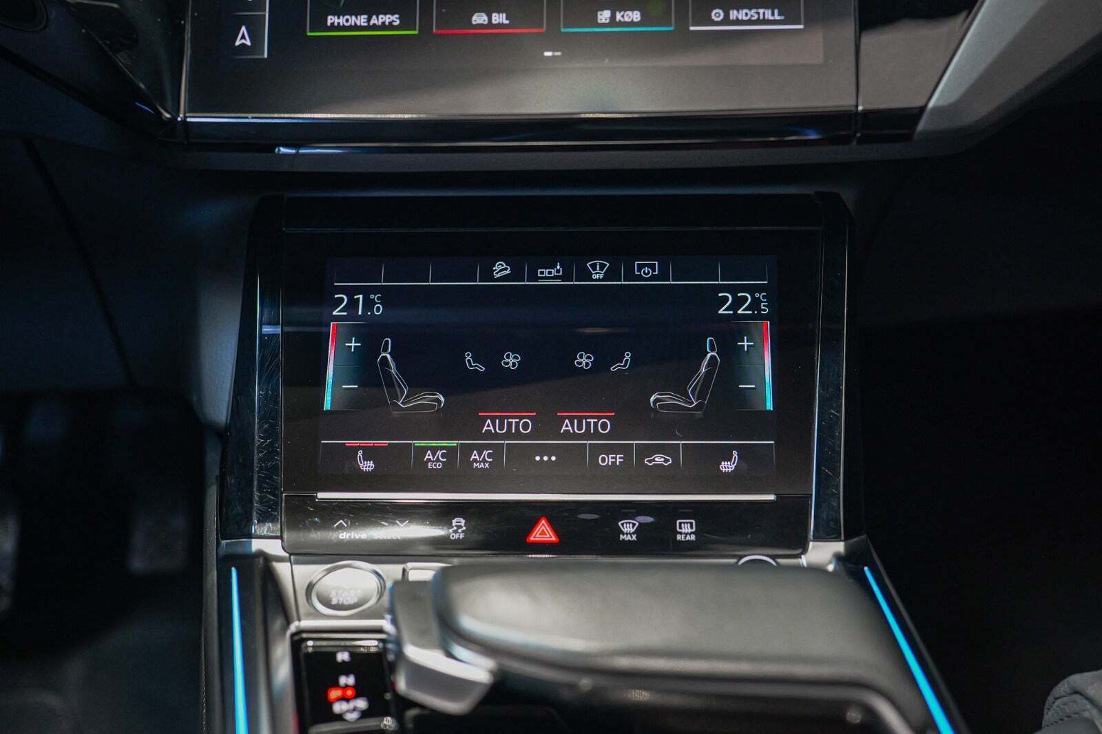 Blå Audi e-tron fra 2020