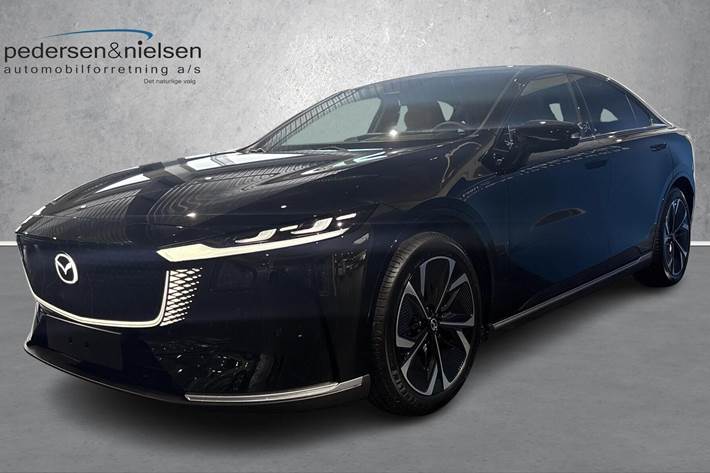 Sort Mazda 6e fra 2025 set udefra