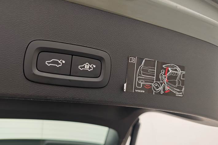 Grøn Volvo XC40 fra 2020