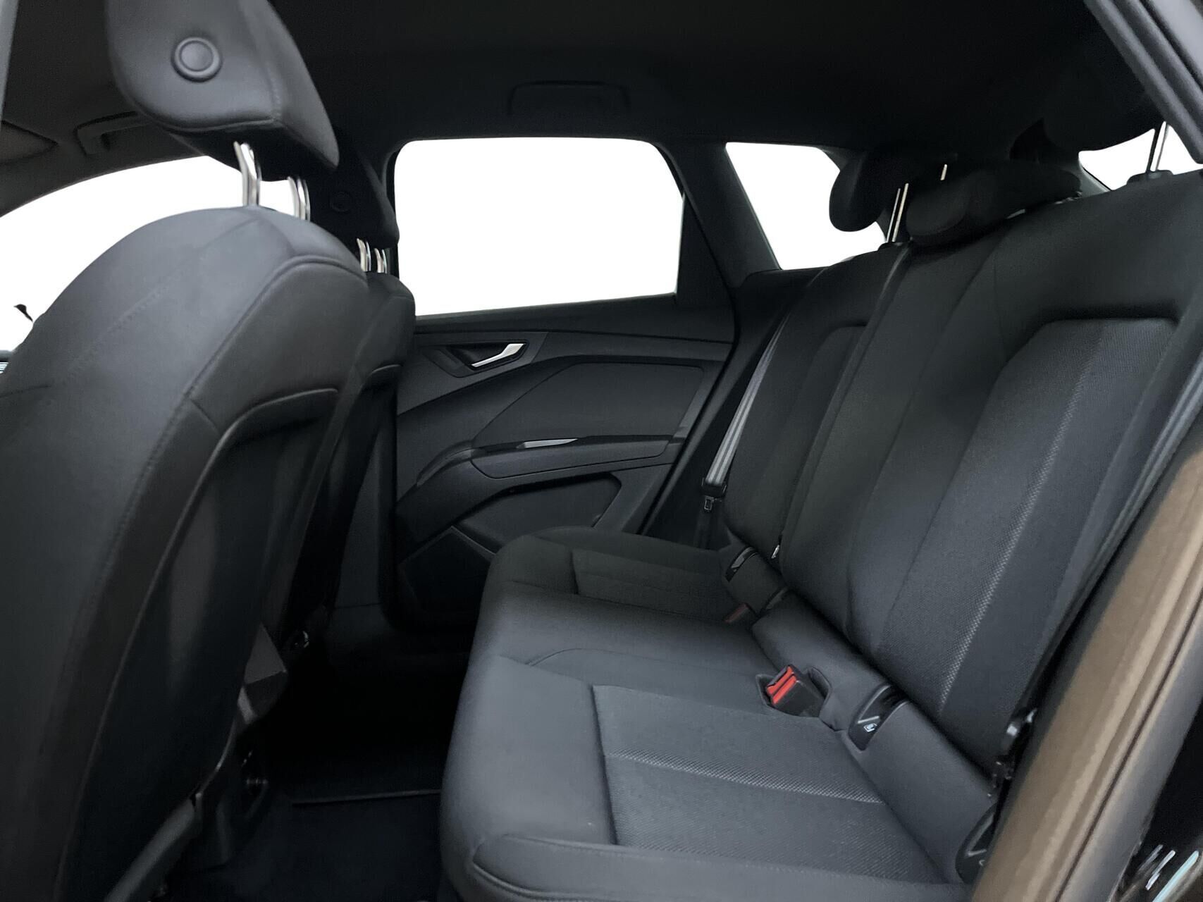 Sort Audi Q4 fra 2023