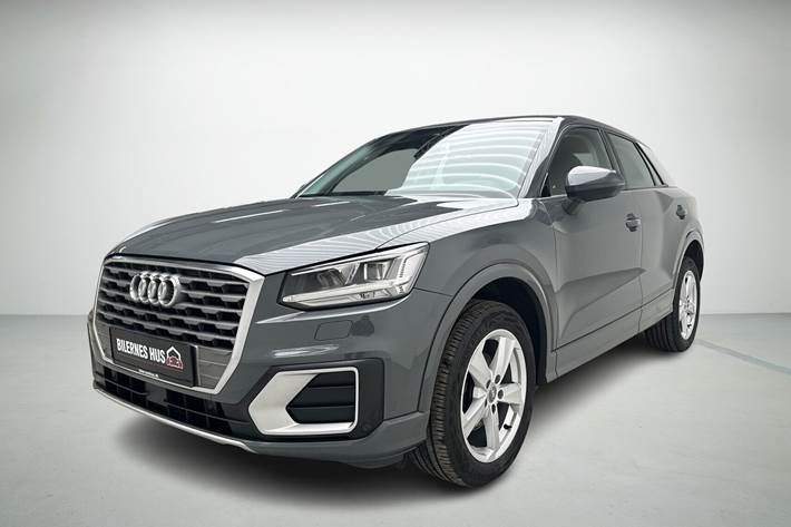 Grå Audi Q2 fra 2020 set udefra
