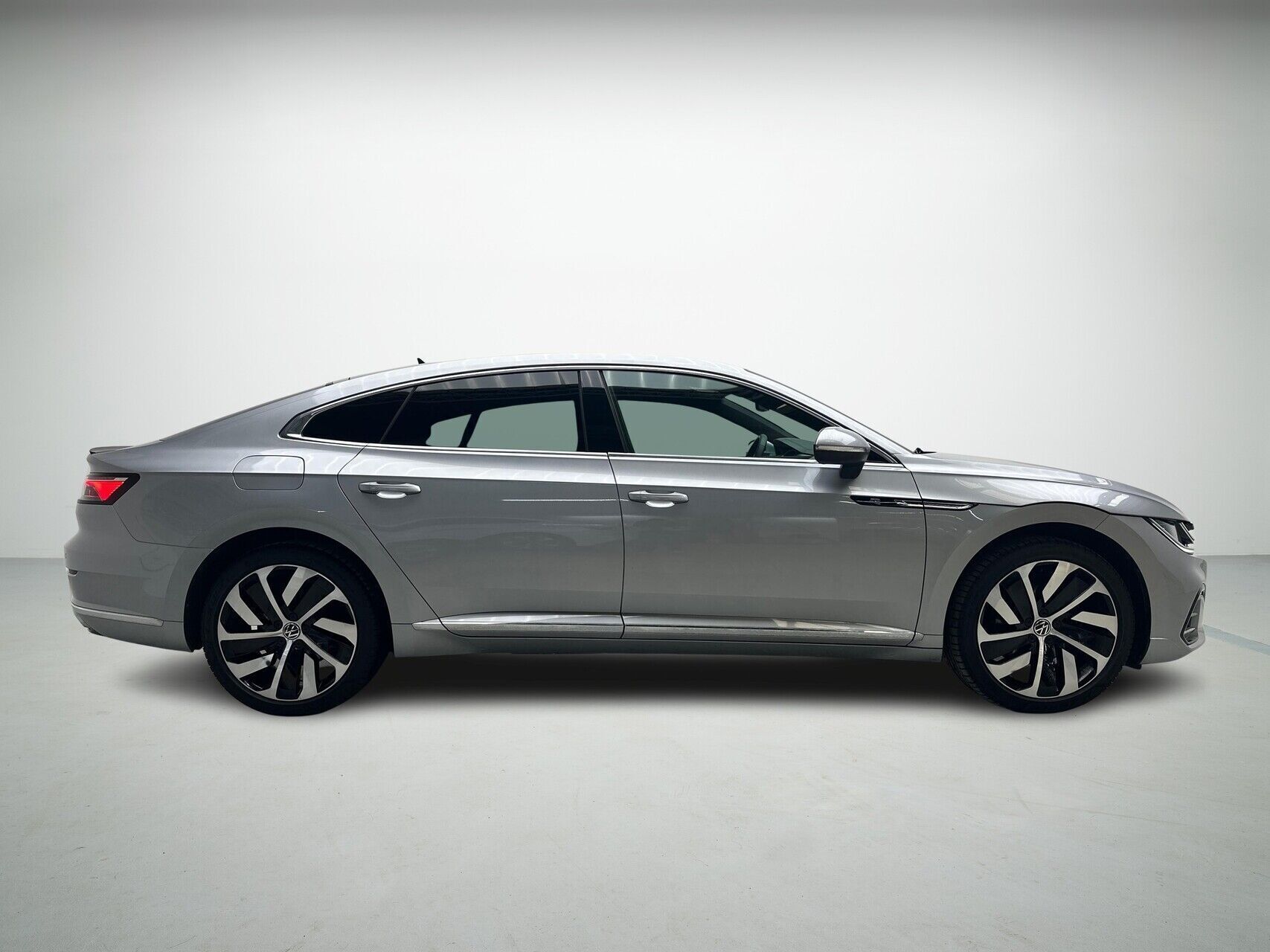 VW Arteon 1,4 TSI eHybrid R-Line DSG 218HK 5d 6g Aut.