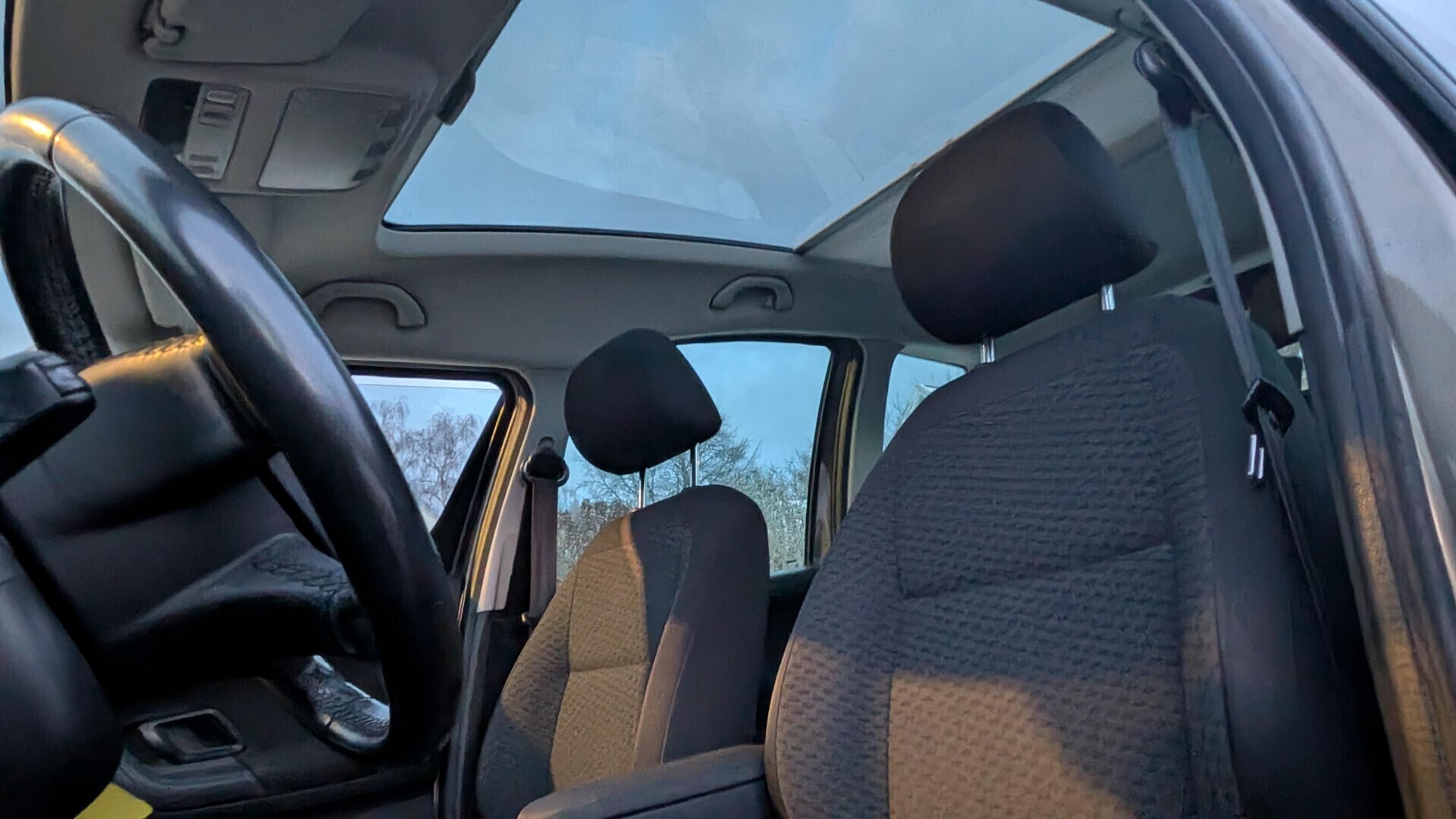 Brun Skoda Roomster fra 2013