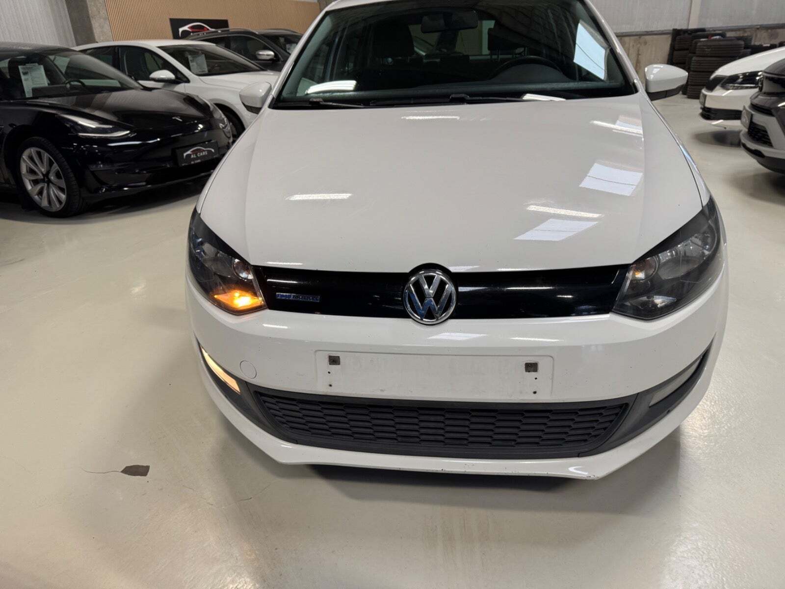 Hvid VW Polo fra 2010