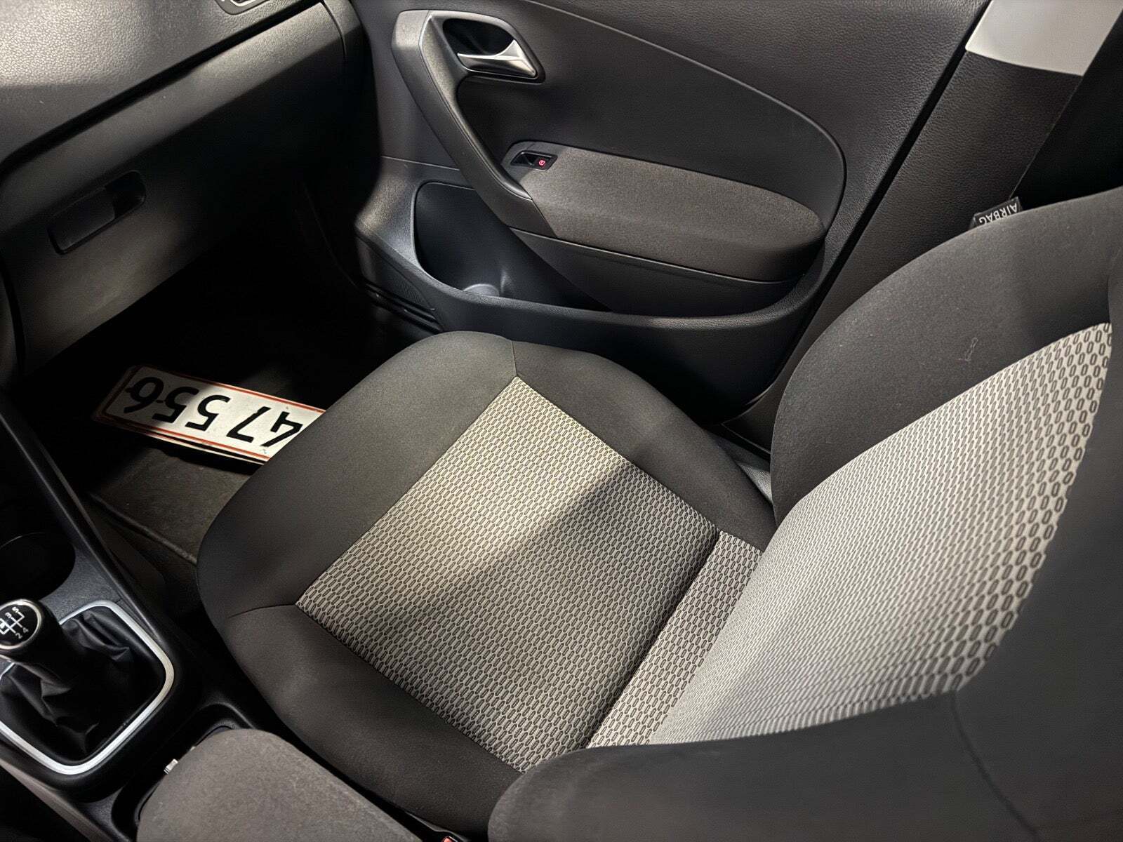 Hvid VW Polo fra 2010