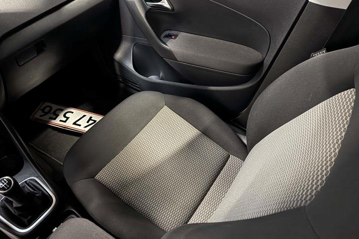 Hvid VW Polo fra 2010