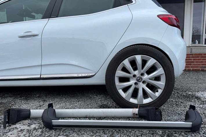 Hvid Renault Clio V fra 2020