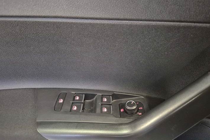 Grå VW Polo fra 2018